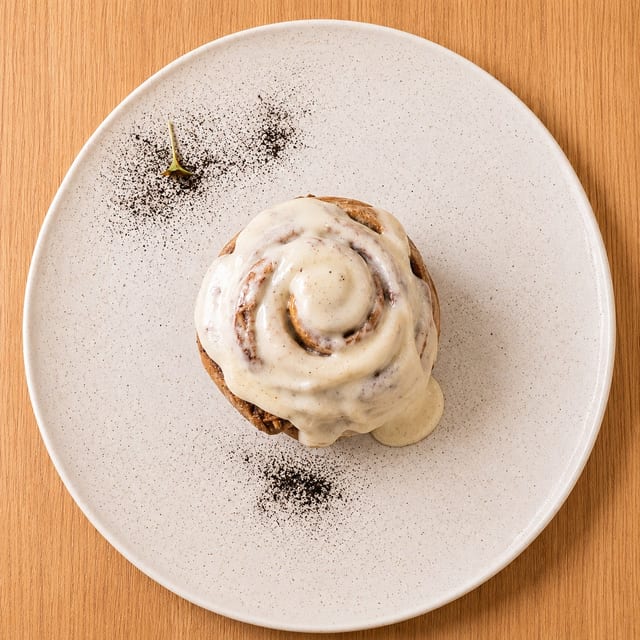 Bernadette's Fresh Cinnamon Roll.